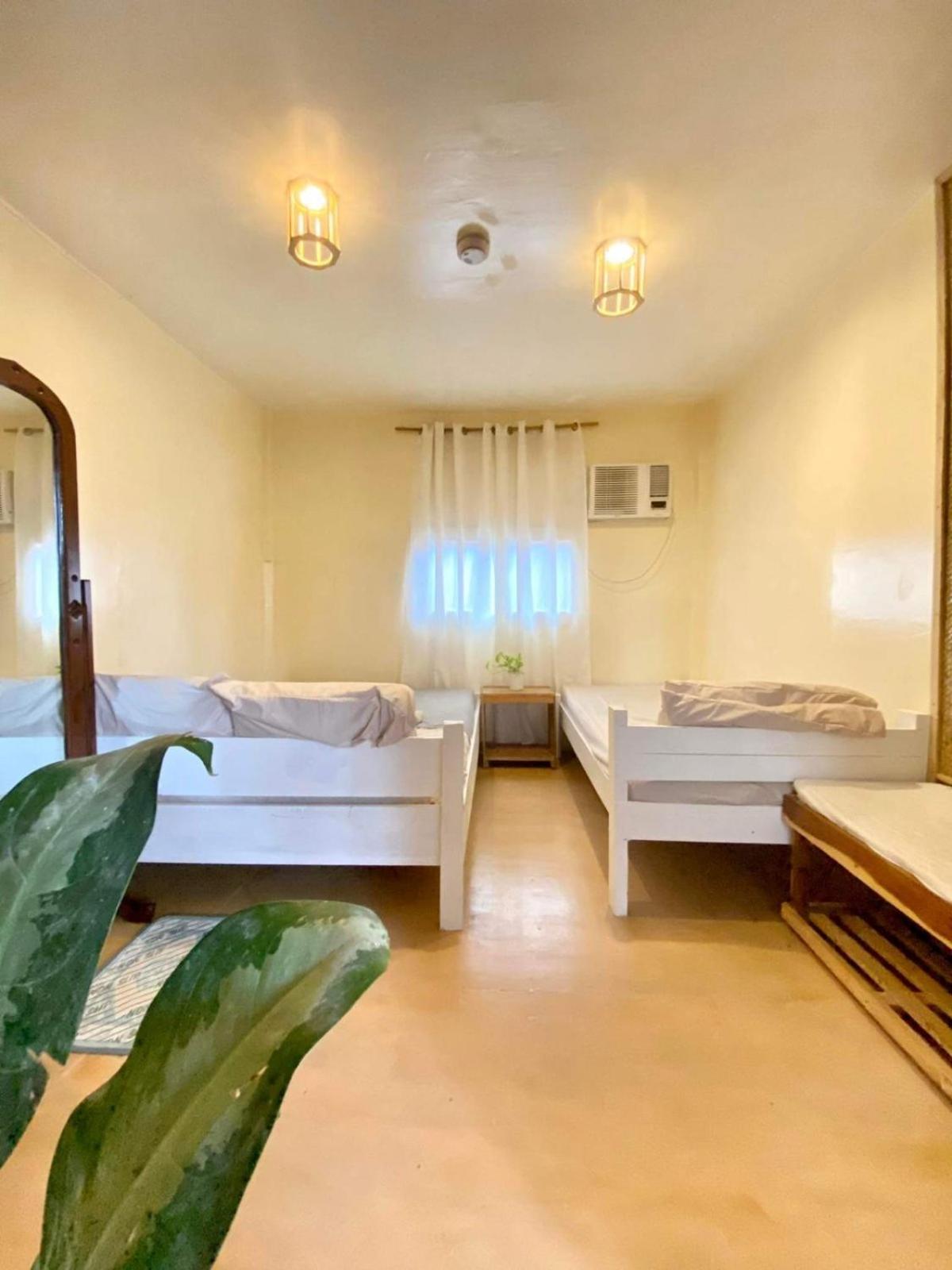 Malayah Hostel General Luna  Extérieur photo